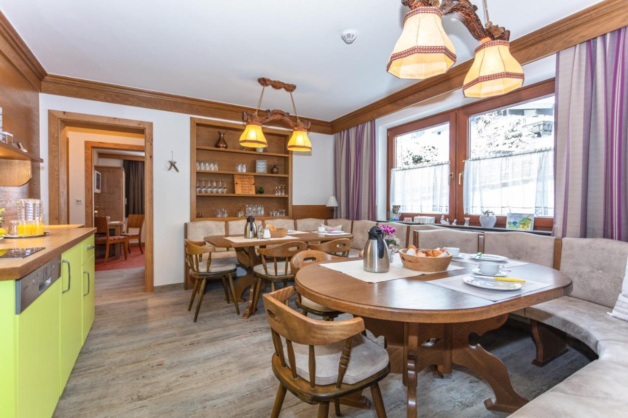 Hoelzl Bed & Breakfast Neukirchen am Großvenediger 외부 사진