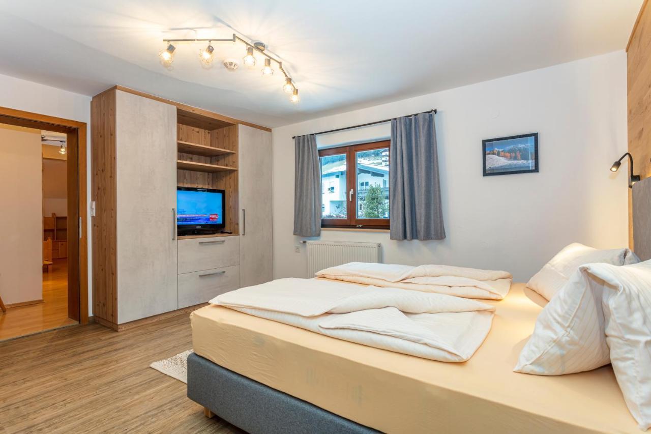 Hoelzl Bed & Breakfast Neukirchen am Großvenediger 외부 사진