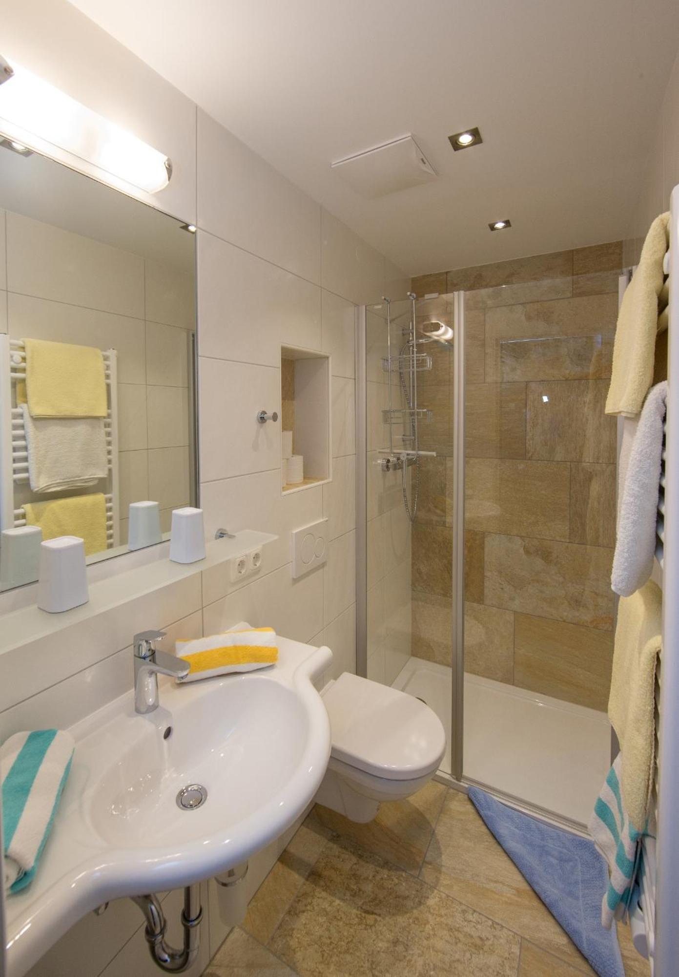 Hoelzl Bed & Breakfast Neukirchen am Großvenediger 객실 사진