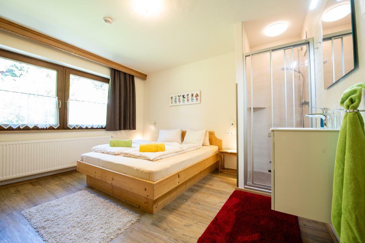 Hoelzl Bed & Breakfast Neukirchen am Großvenediger 외부 사진
